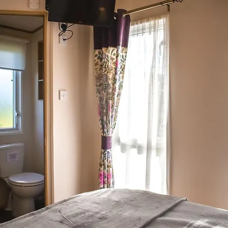 Holiday home Everard - Uk37772