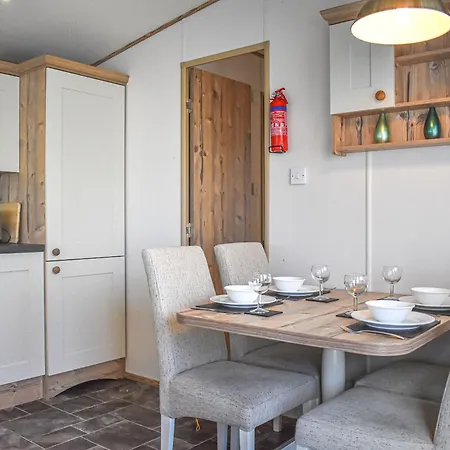 Everard - Uk37772 Holiday home *