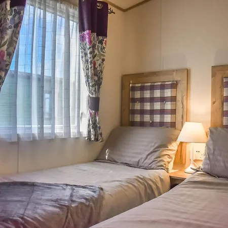 Everard - Uk37772 Holiday home Stoupe Brow