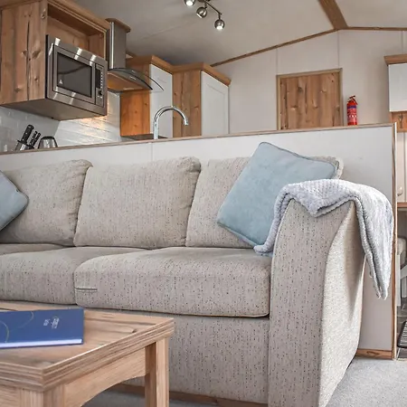 Everard - Uk37772 Holiday home Stoupe Brow